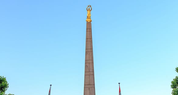 photo of monument of remembrance (Gëlle fra),luxembourg. 