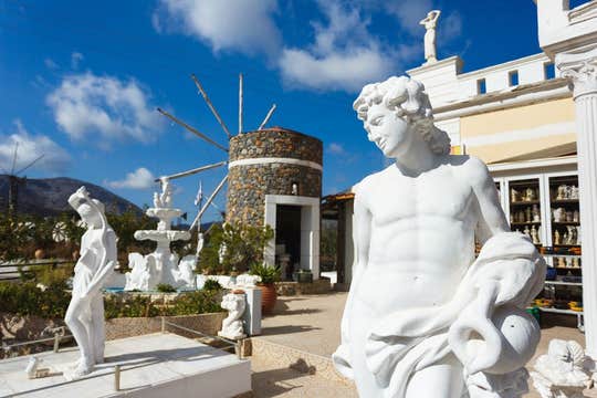 Visiting Greece In August? Tips You Should Know