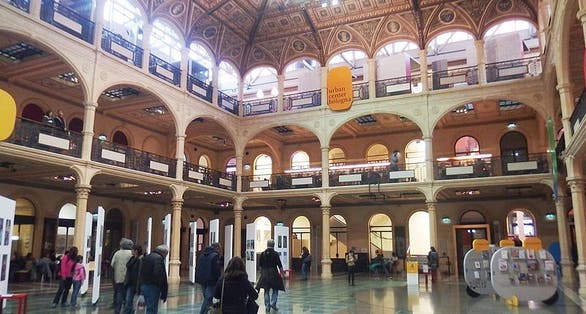 photo of Biblioteca Salaborsa .