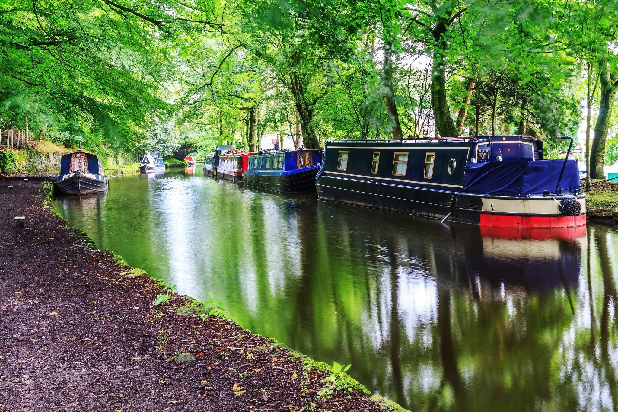 Huddersfield travel packages