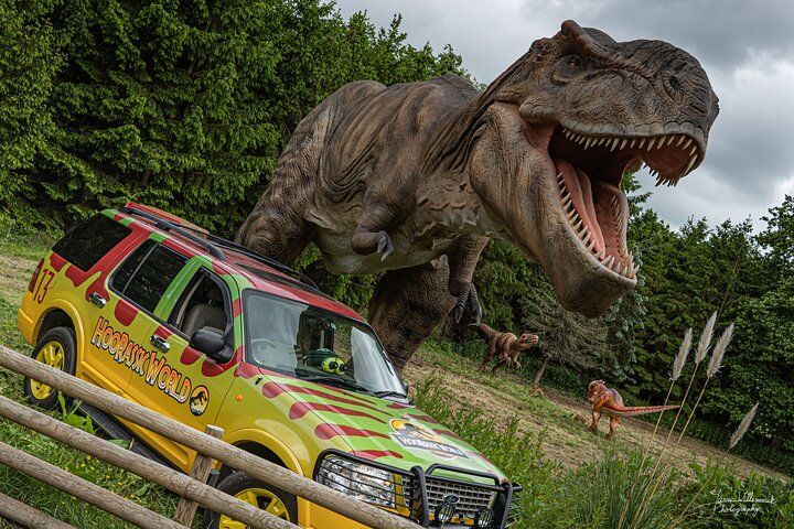 Entry ticket to Hoo Zoo and Dinosaur World in Telford