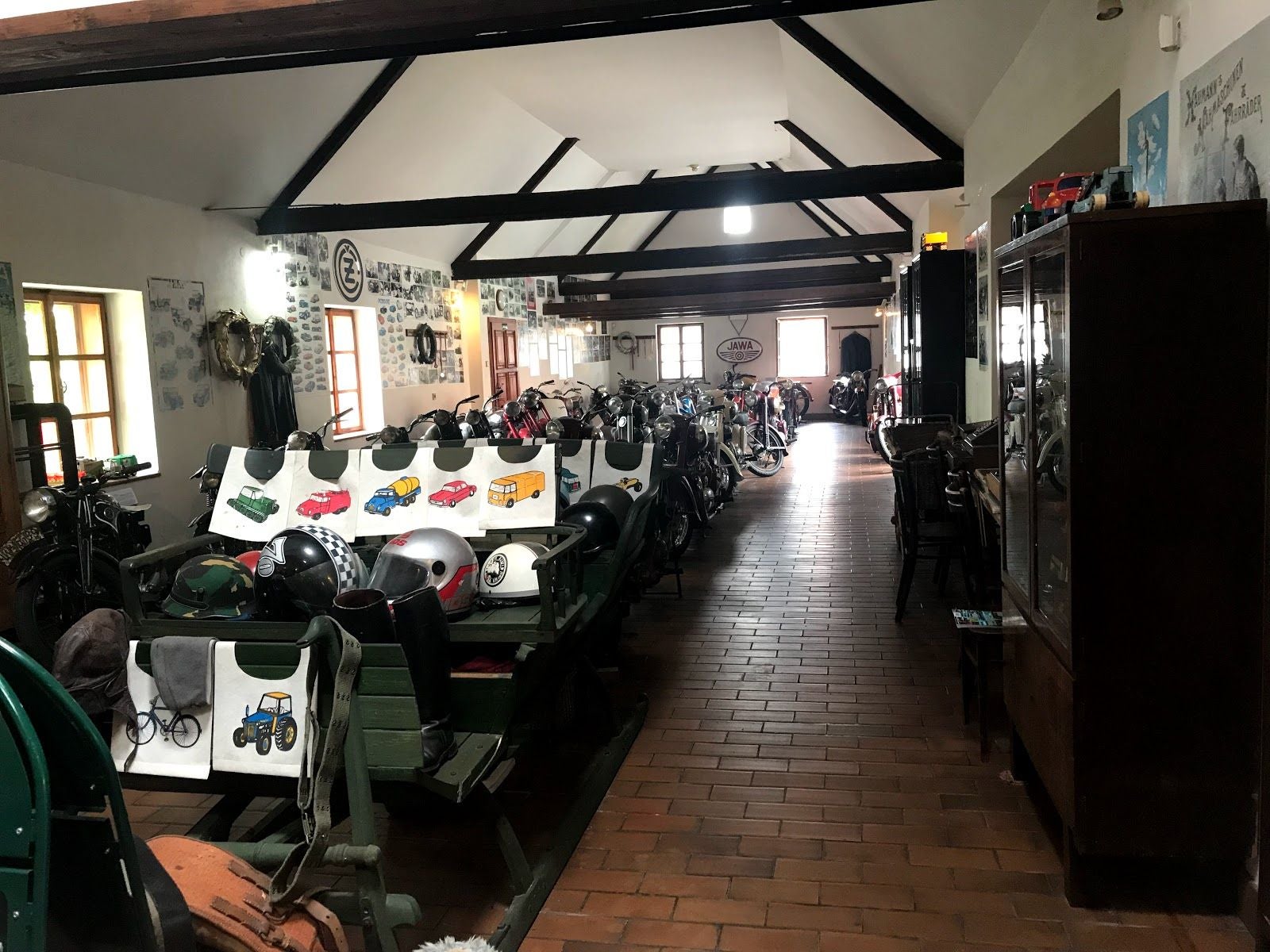 Muzeum motocyklů Lesná, Lesná u Znojma, Lesná, okres Znojmo, Jihomoravský kraj, Southeast, Czechia