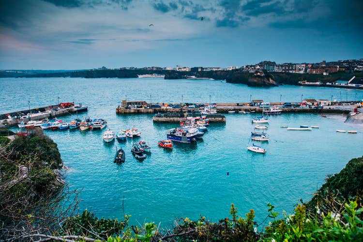Photo of beautiful cornish coastline in Newquay, United Kingdom.