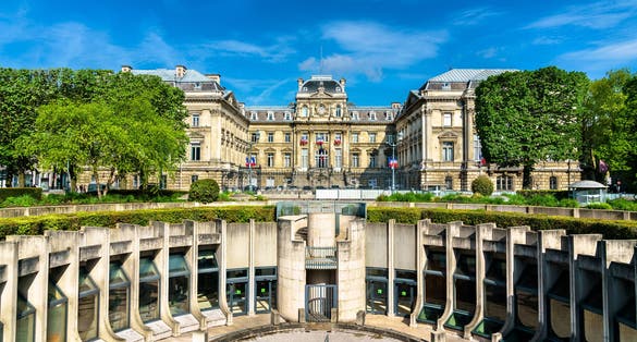 Photo of Amphitheatre and the Prefecture of Lille in the Republic Square.
