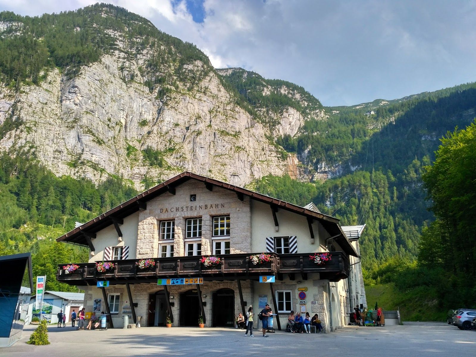 Dachstein Rieseneishöhle, Obertraun, Bezirk Gmunden, Upper Austria, Austria