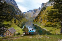 隠れた宝石ツアー