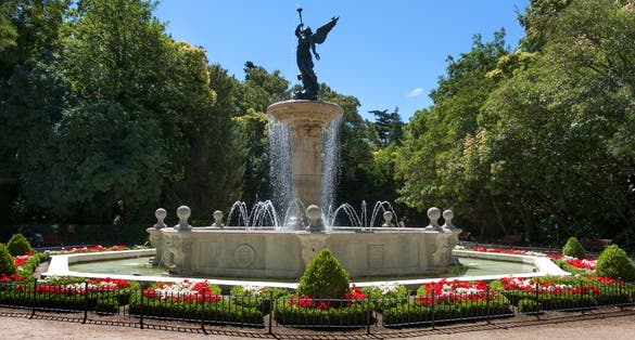 Photo of fountain of Fame in Valladolid Campo Grande Park.