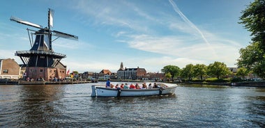 Haarlem Open Canal Tour with a real live guide