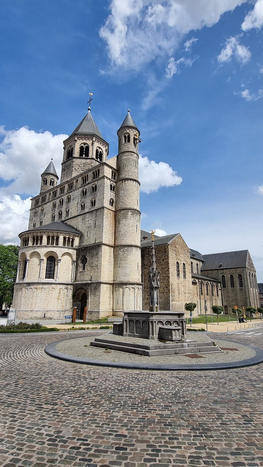 Collegiate Church Saint Gertrude, Nivelles, Walloon Brabant, Wallonia, Belgium