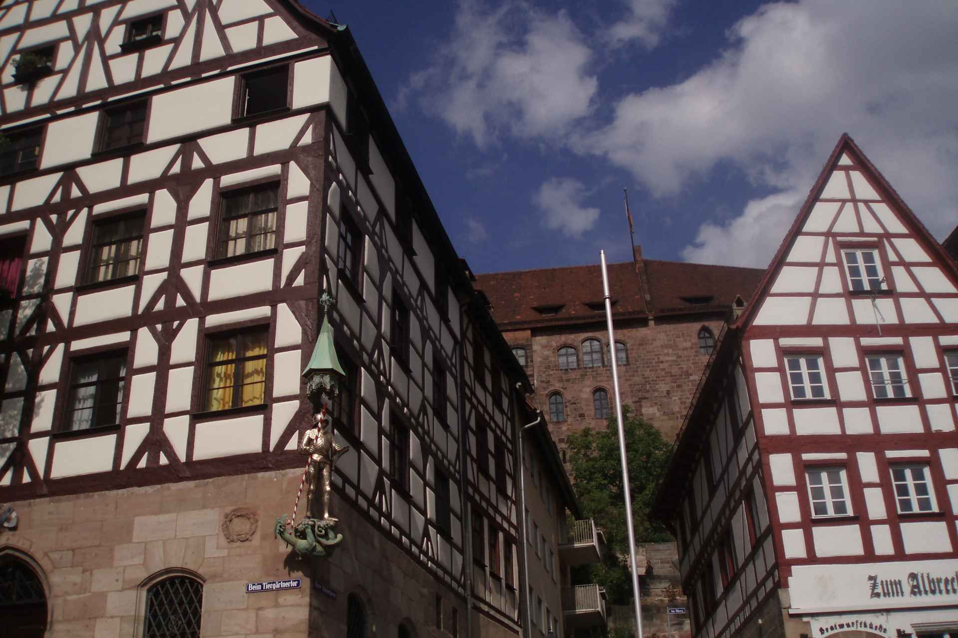 Nuremberg: 1.5-Hour Private Tour through Historical Old Town