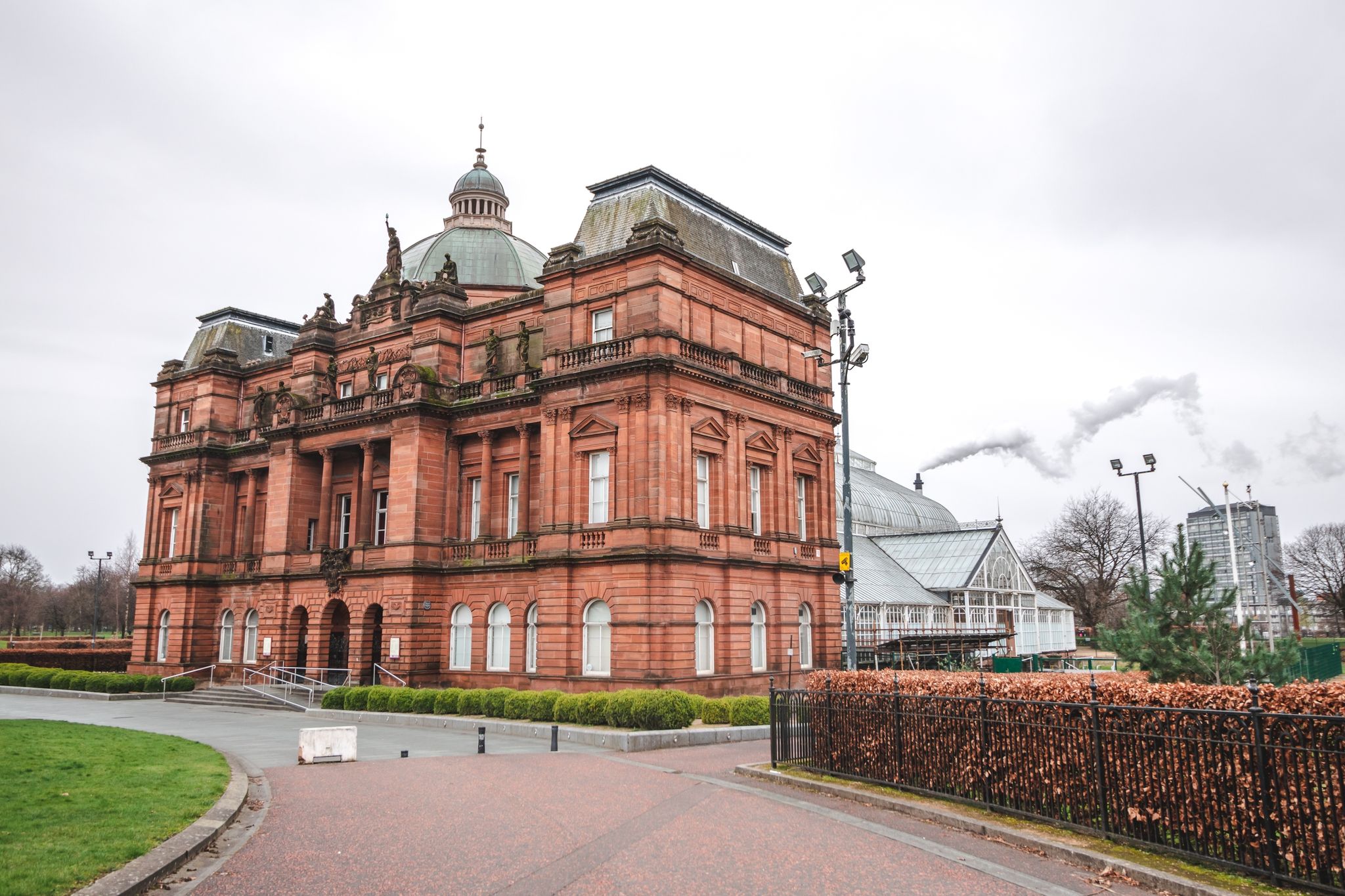 Photo of Glasgow Green, Doulton Fountain ,Scotland .