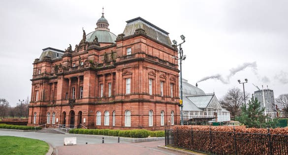 Photo of Glasgow Green, Doulton Fountain ,Scotland .