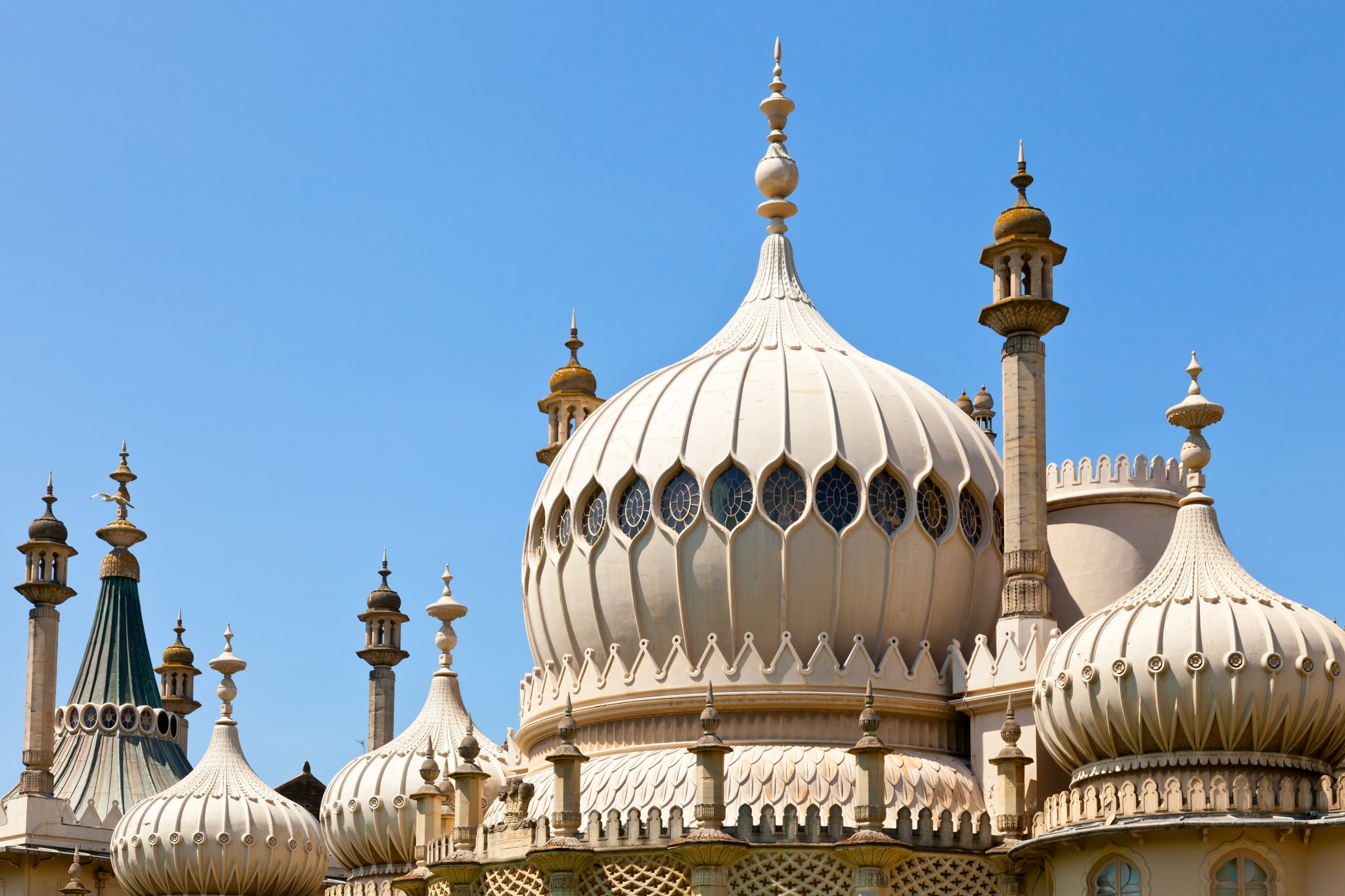 Photo of domes of Royal Pavilion in Brighton, England.