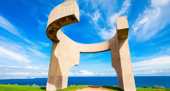 The Eulogy to the Horizon or Elogio del Horizonte monument is a one of the most known symbols of Gijon in Asturias, Spain