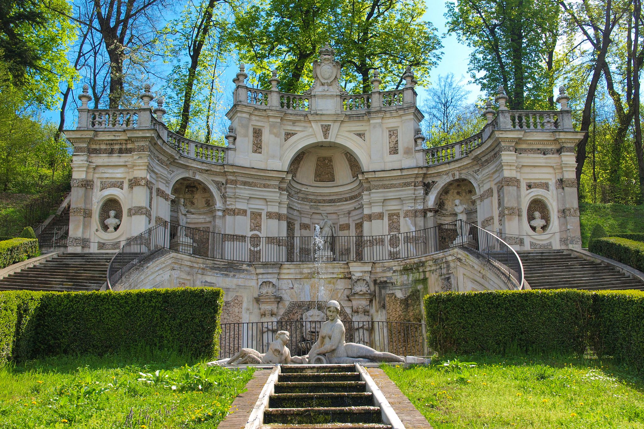 photo of Cascatella della Naiade (Mermaid fountain) at Villa Della Regina, Turin, Italy.