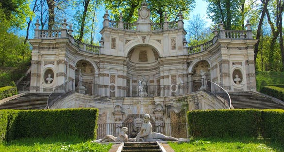 photo of Cascatella della Naiade (Mermaid fountain) at Villa Della Regina, Turin, Italy.