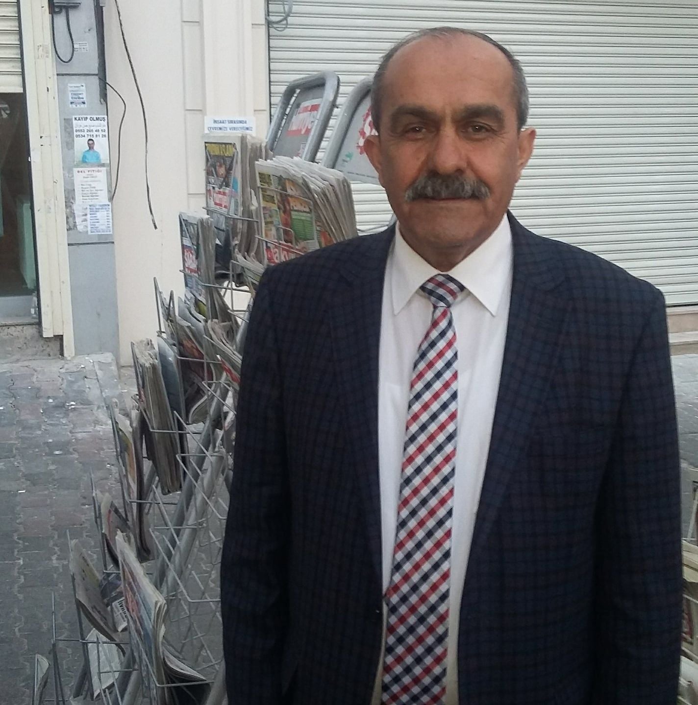 Author profile picture