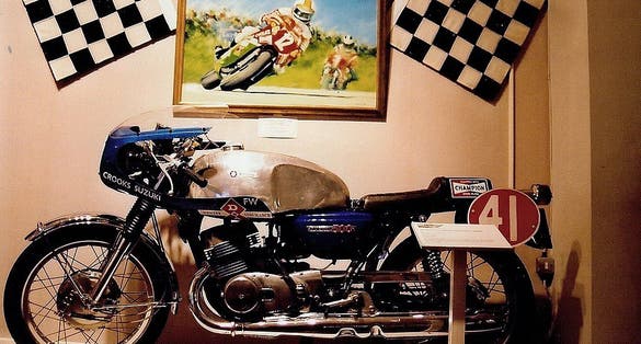 photo of view of 1970 Suzuki T500 race-prepared by Eddie Crooks in Manx Museum,1970 Suzuki T500 race-prepared by Eddie Crooks, Manx Museum, Douglas.