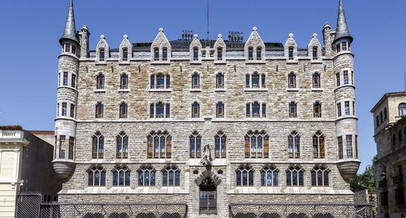 photo of Casa botines in Leon By Antoni Gaudi architect in 1894 Modernism by Saint James way.