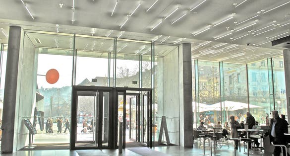 The entrance to the Kunstmuseum Stuttgart with its café