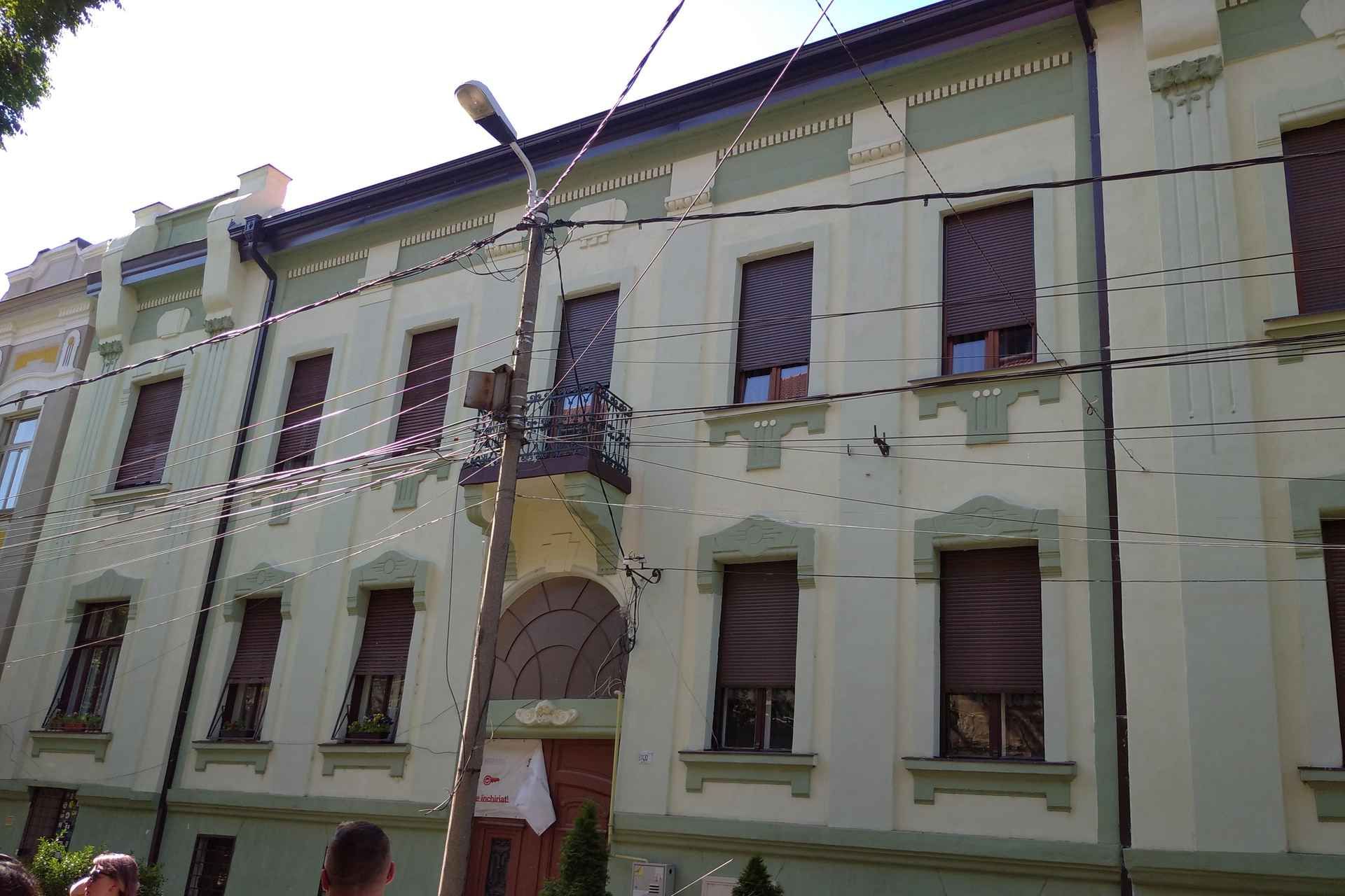 Timisoara Dream Tour in Elisabetin Neighborhood