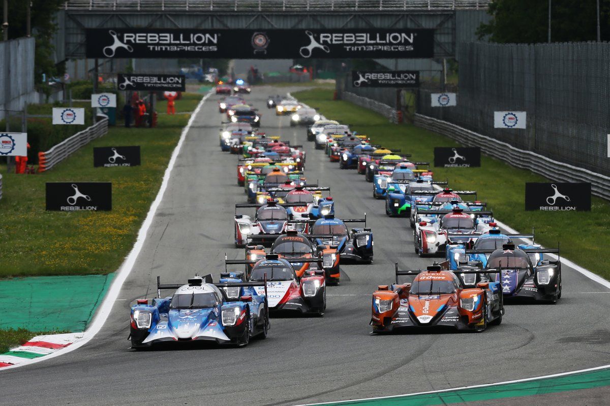 photo of view of the race in Monza,  Italy.