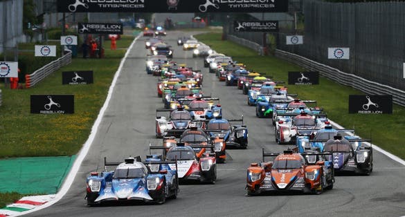 photo of view of the race in Monza,  Italy.