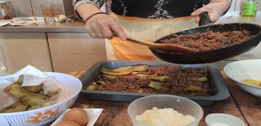 Thessaloniki: Cooking & Dining Experience with Greek Family