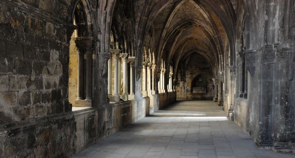 Photo of Portugal, cathedral of Lisbon cloister.