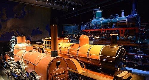Photo of display of "Pays du Waes" (left) and type 18 (right) steam locomotives at Train World.