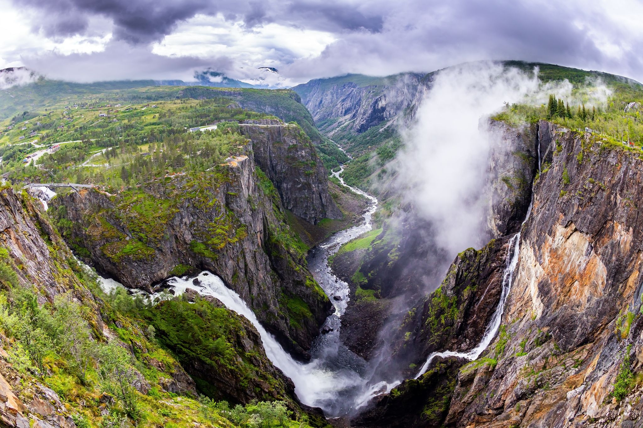 hardangerfjord-waterfalls-bergen.jpg