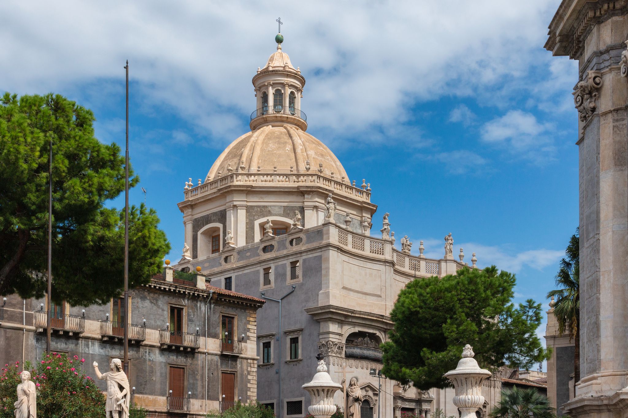 Chiesa della Badia di Sant'Agata travel guide