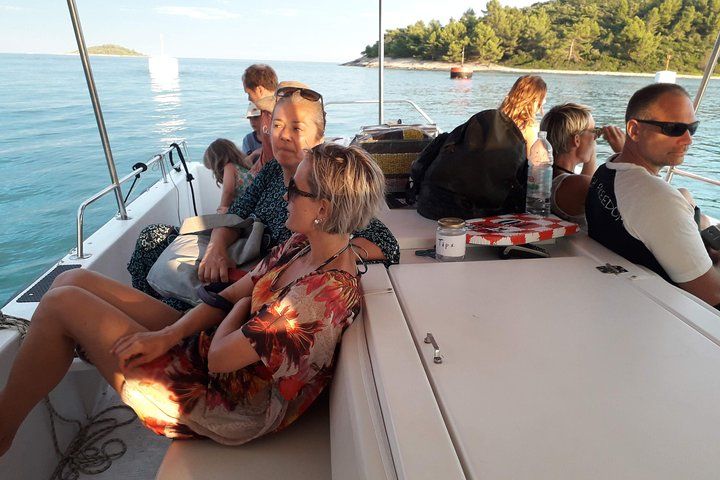 3 Islands Tour - HopOnHopOff - Daily Ticket 