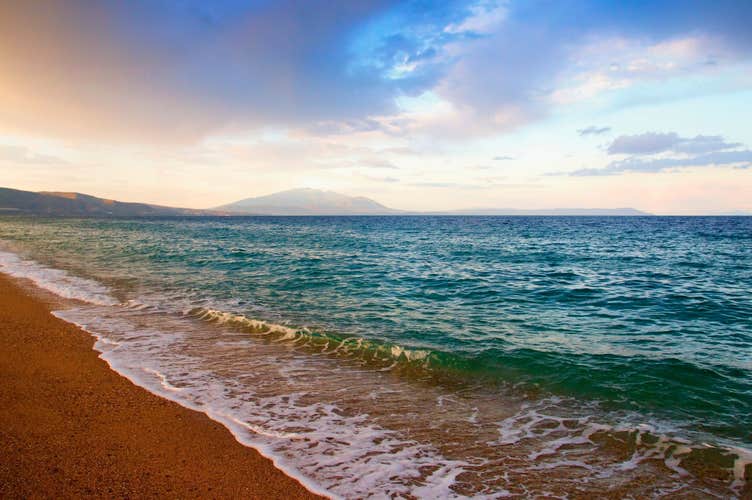 4-Day Greece Beach Holiday in Nea Vrasna With Itinerary