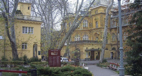 photo of Thermes Szent Lukács .