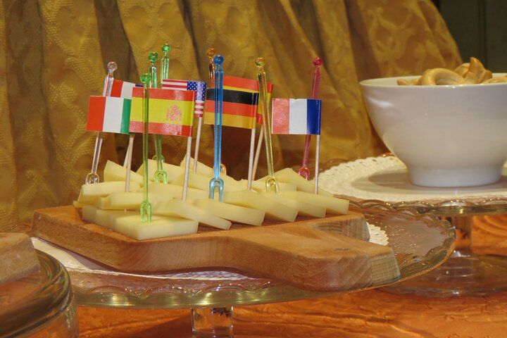 Aperitivo with Monte Cassino History and the Gustav Wine