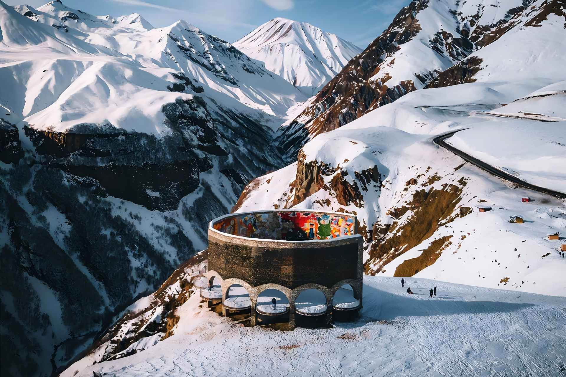 Tbilisi: Kazbegi Full-Day Group Tour