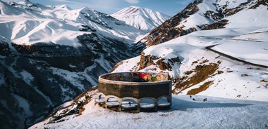 Tbilisi: Kazbegi Full-Day Group Tour