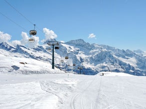 photo of Monterosa ski. April sunny day skiing between Alagna, Gressoney, Champoluc in Italy.