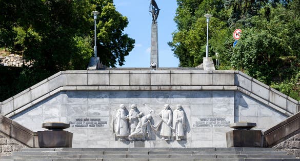  The Slavín is a memorial monument and military cemetery in the Slovak capital. It is the burial ground of thousands of Soviet Army soldiers who fell during WW2.