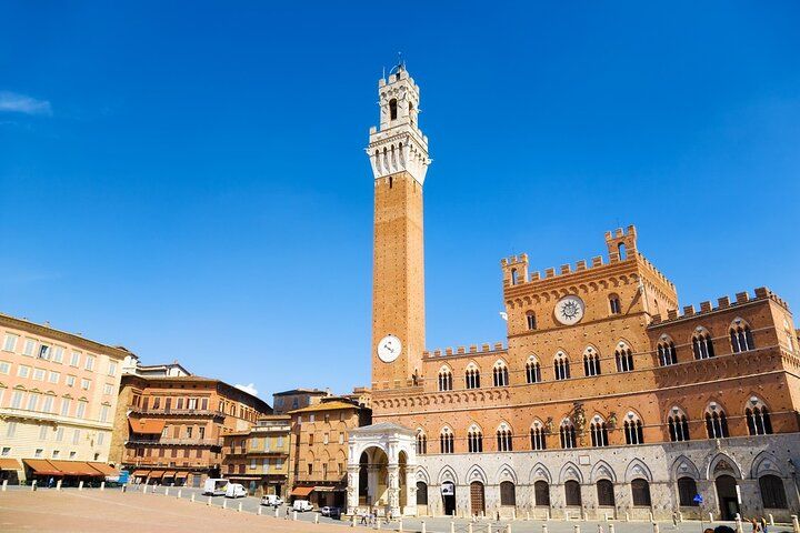 Private Siena Tour with Pisa and San Gimignano from Montecatini