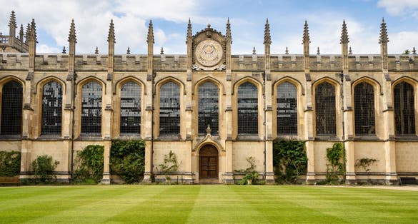 photo of view of Panoramic view of Christ Church College and Memorial Garden. Oxford, England, UKPanoramic view of Christ ChurcPanoramic view of Christ Church College and Memorial Garden. Oxford, England, UKh College and Memorial Garden. Oxford, England, UK