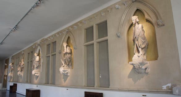 Reconstruction of the facade of the Maison des Musiciens.