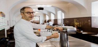 Praga Mangiare, sorseggiare e fare nuove amicizie su cibo e bevande Tour