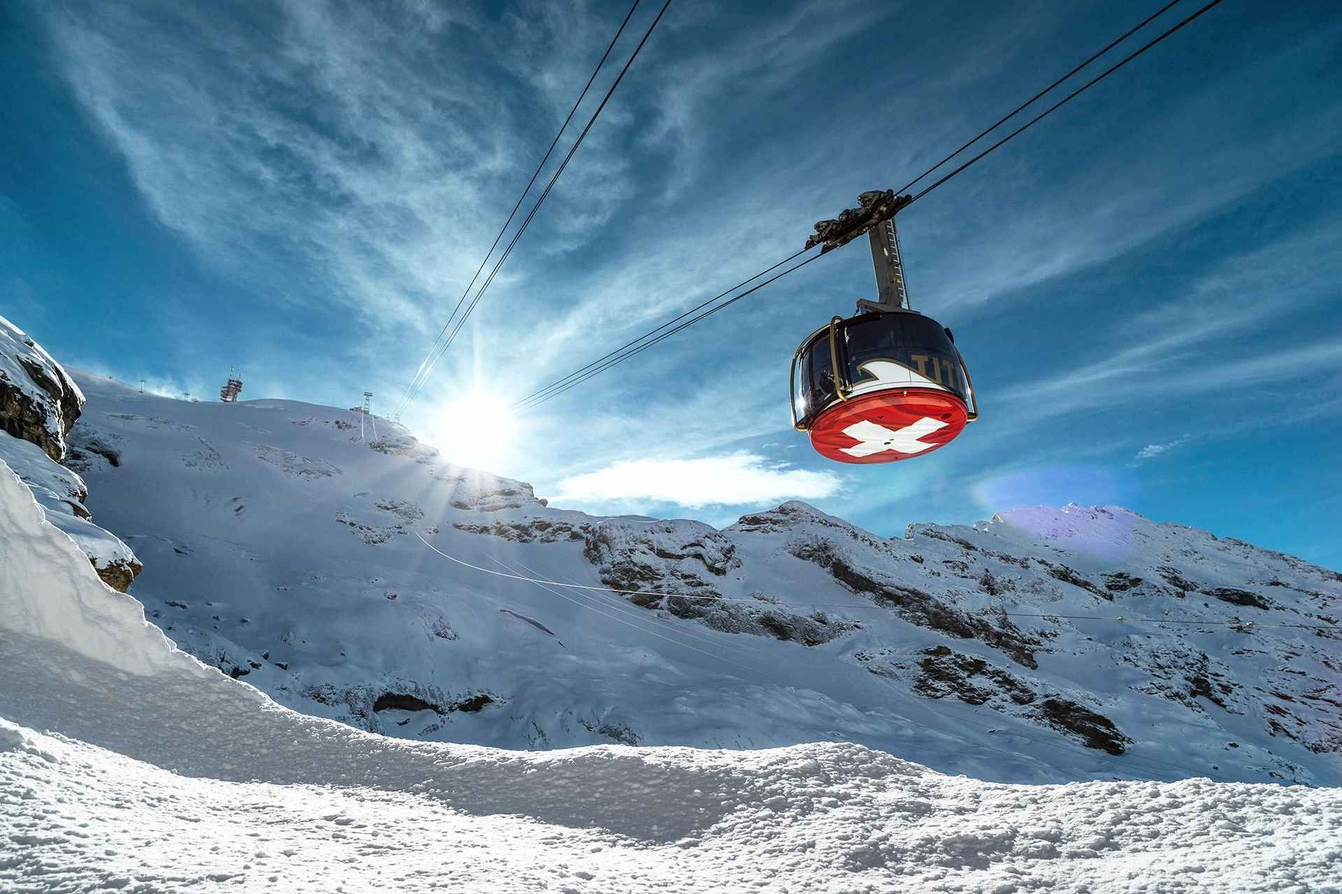 Zurich: Mount Titlis Tour with Ice Flyer and Lucerne