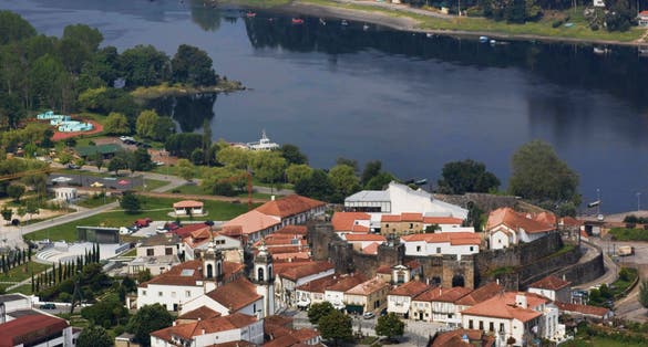 Photo of arieal view for Castelo de Vila Nova de Cerveira.