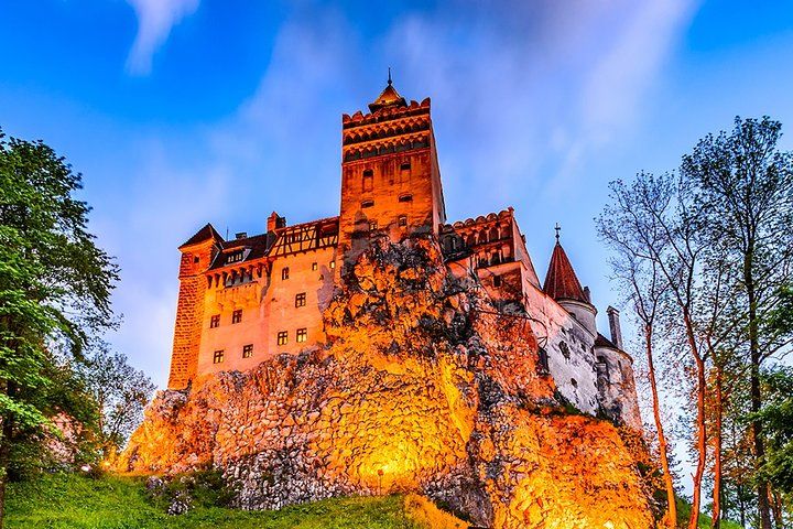 Dracula's Castle, Peles Castle, and Brasov Day Trip from Bucharest