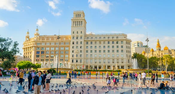Photo of view of Square of Catalonia (Placa de Catalunya) in Barcelona, Spain.
