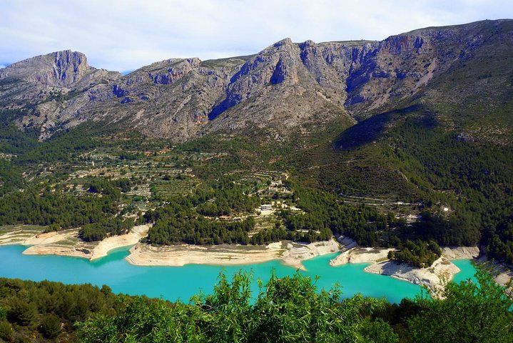 From Albir, Altea, Benidorm & Calpe: Guadalest & Algar Excursion