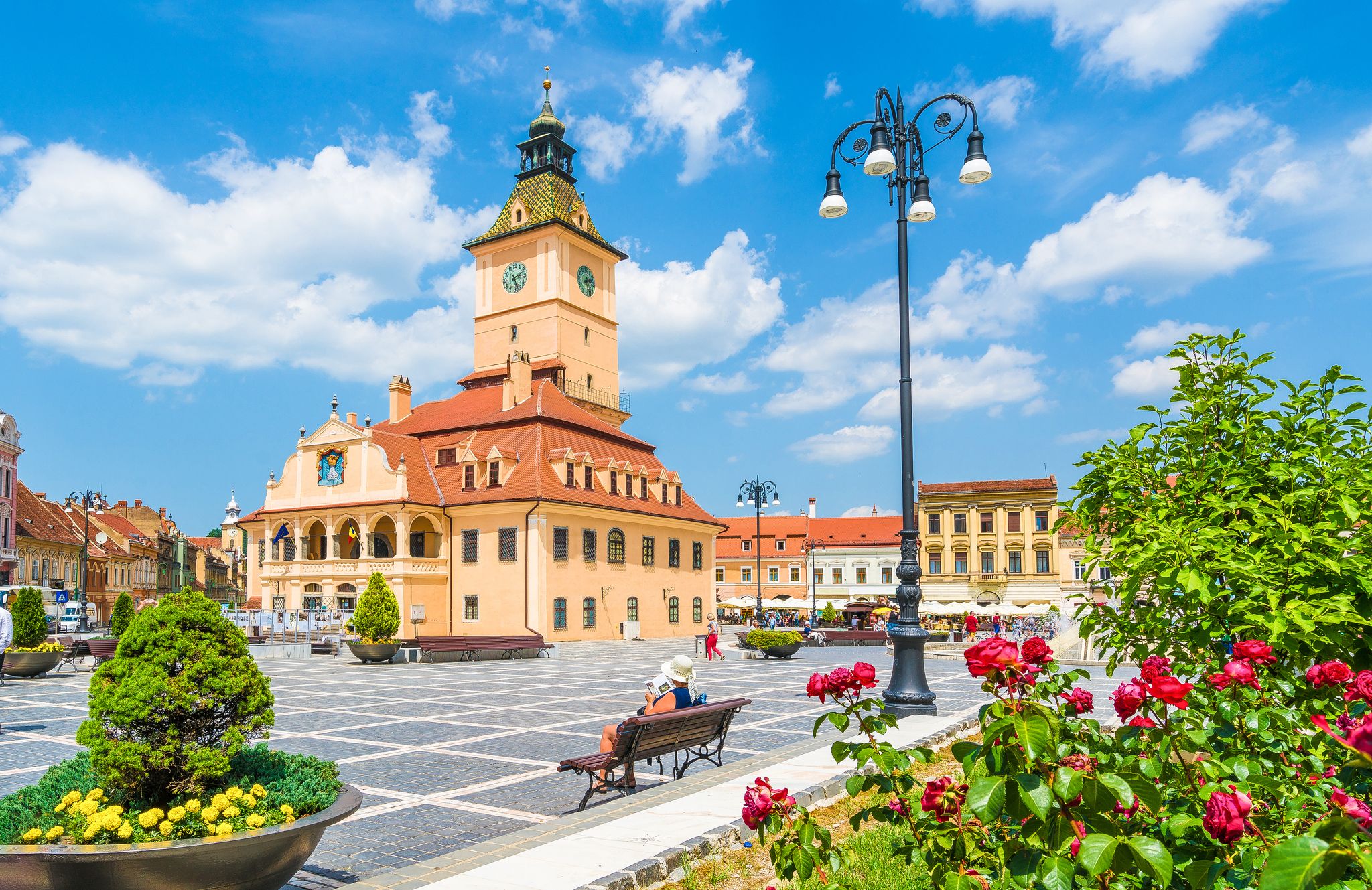 council-square-brasov-romania.jpg